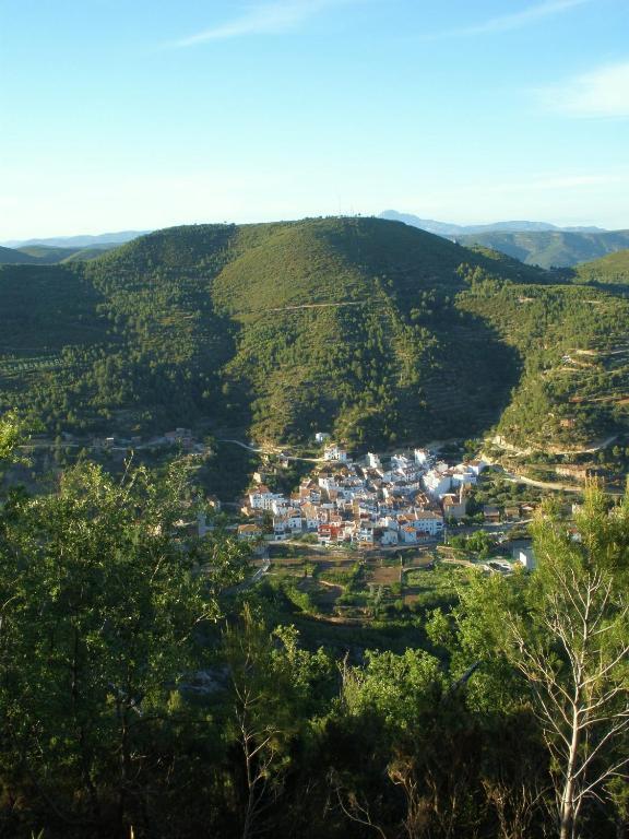 Hotel Restaurante Vinas Viejas Fuentes de Ayódar 外观 照片