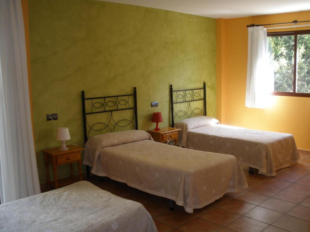 Hotel Restaurante Vinas Viejas Fuentes de Ayódar 客房 照片