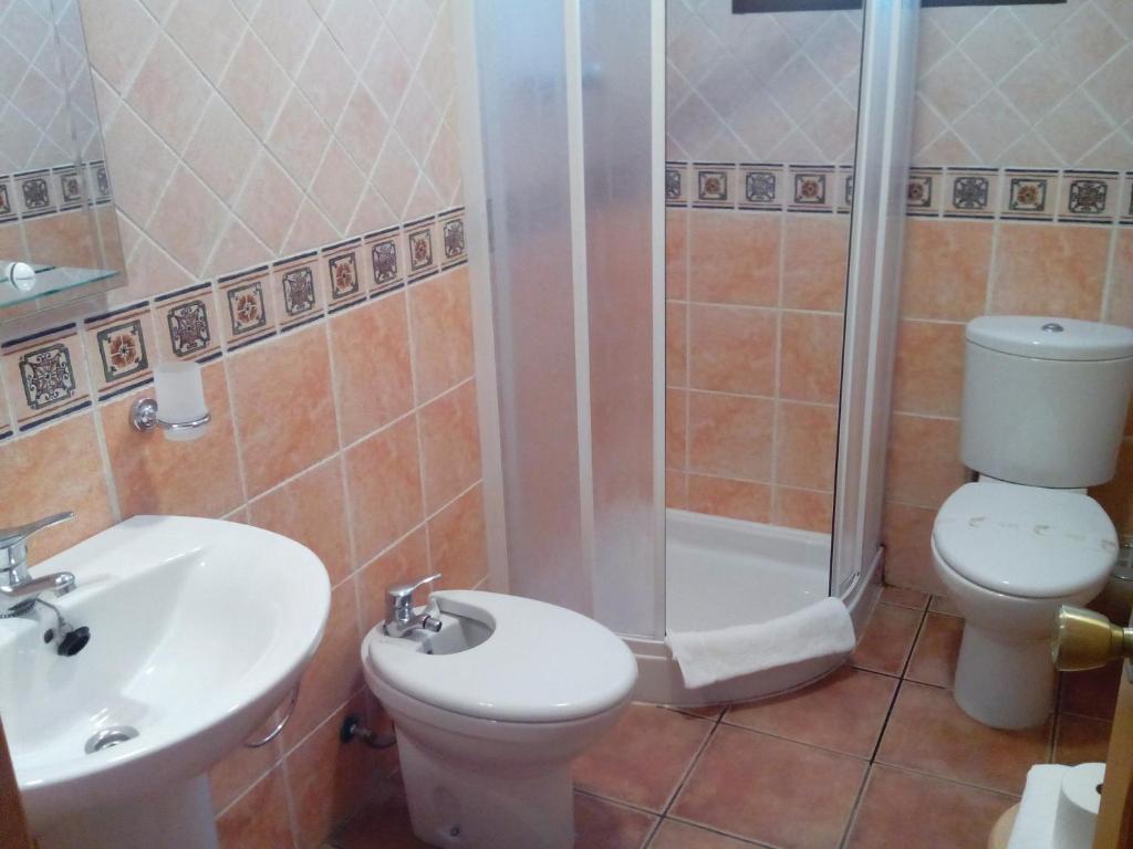 Hotel Restaurante Vinas Viejas Fuentes de Ayódar 外观 照片